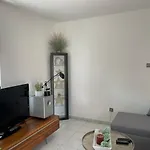 아파트 Vida Real Estate